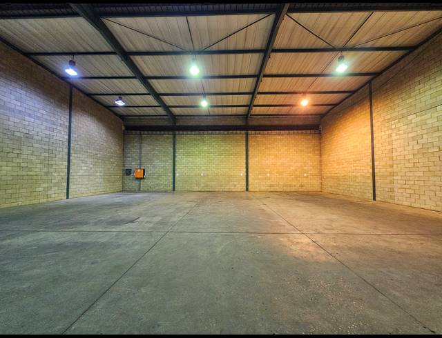 518M² WAREHOUSE TO LET IN LINBRO PARK